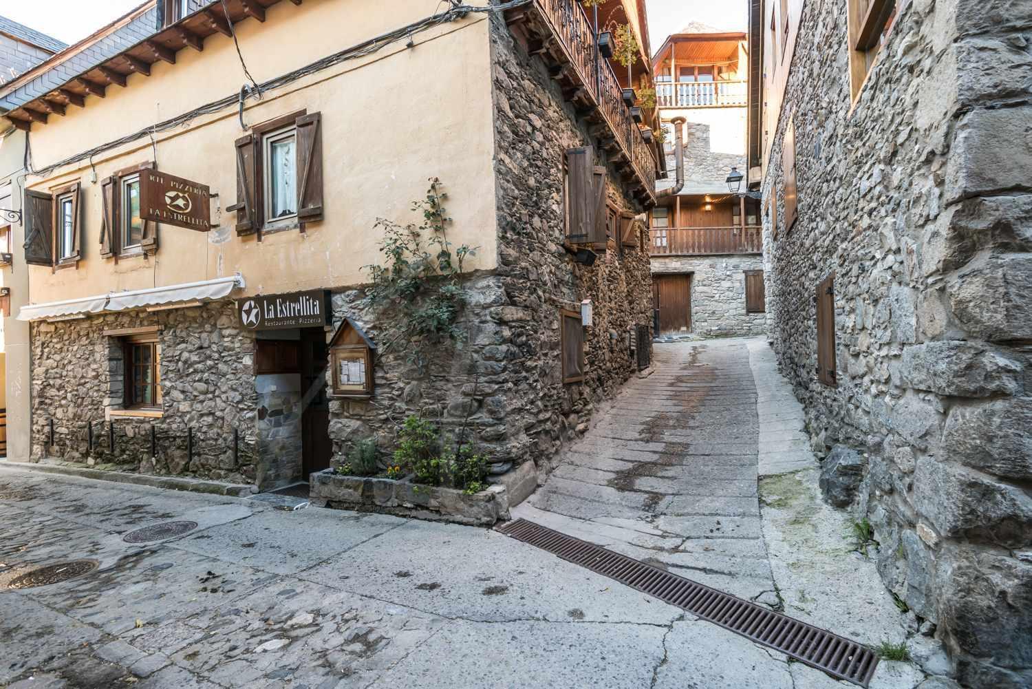 Casa Marimanha By Seamount Rentals Salardú المظهر الخارجي الصورة